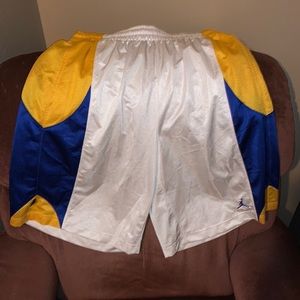 Jordan Mens White Athletic Shorts Size XL
